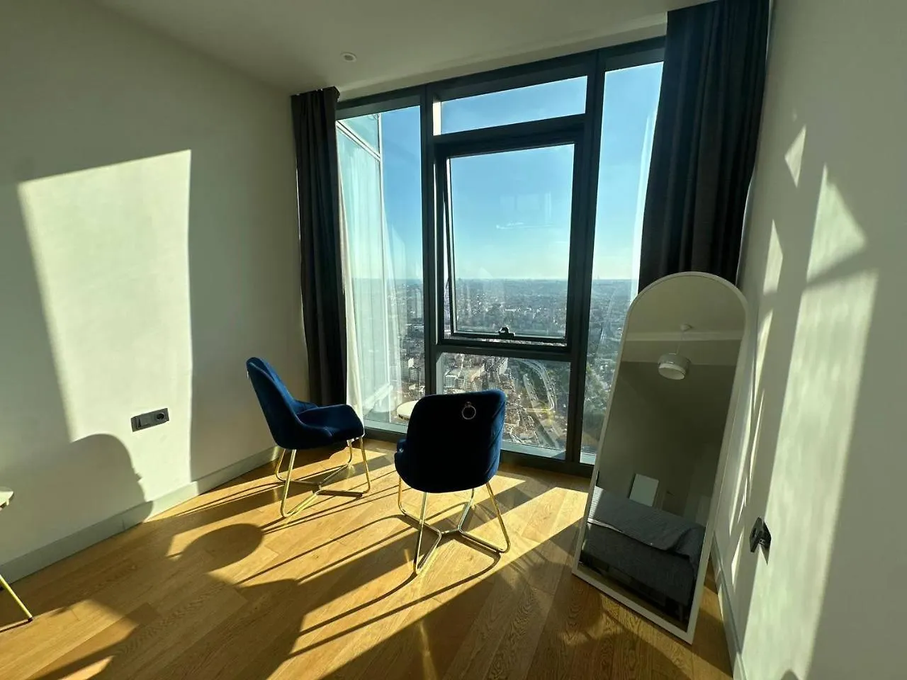 Stylish Apt In Heart Of Sisli Floor 40 Istambul